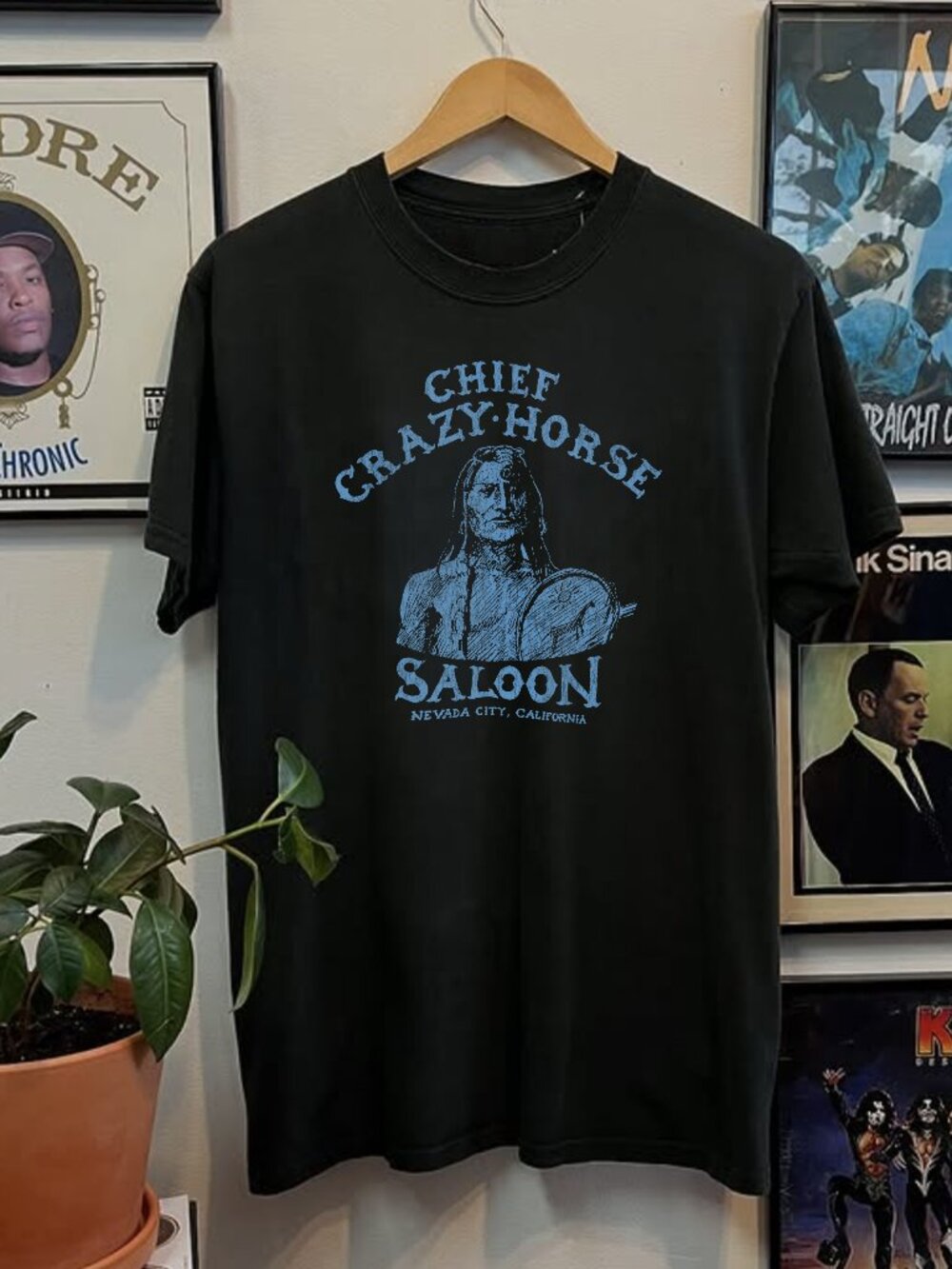 80s Chief Crazy Horse Saloon Washed Black Tee